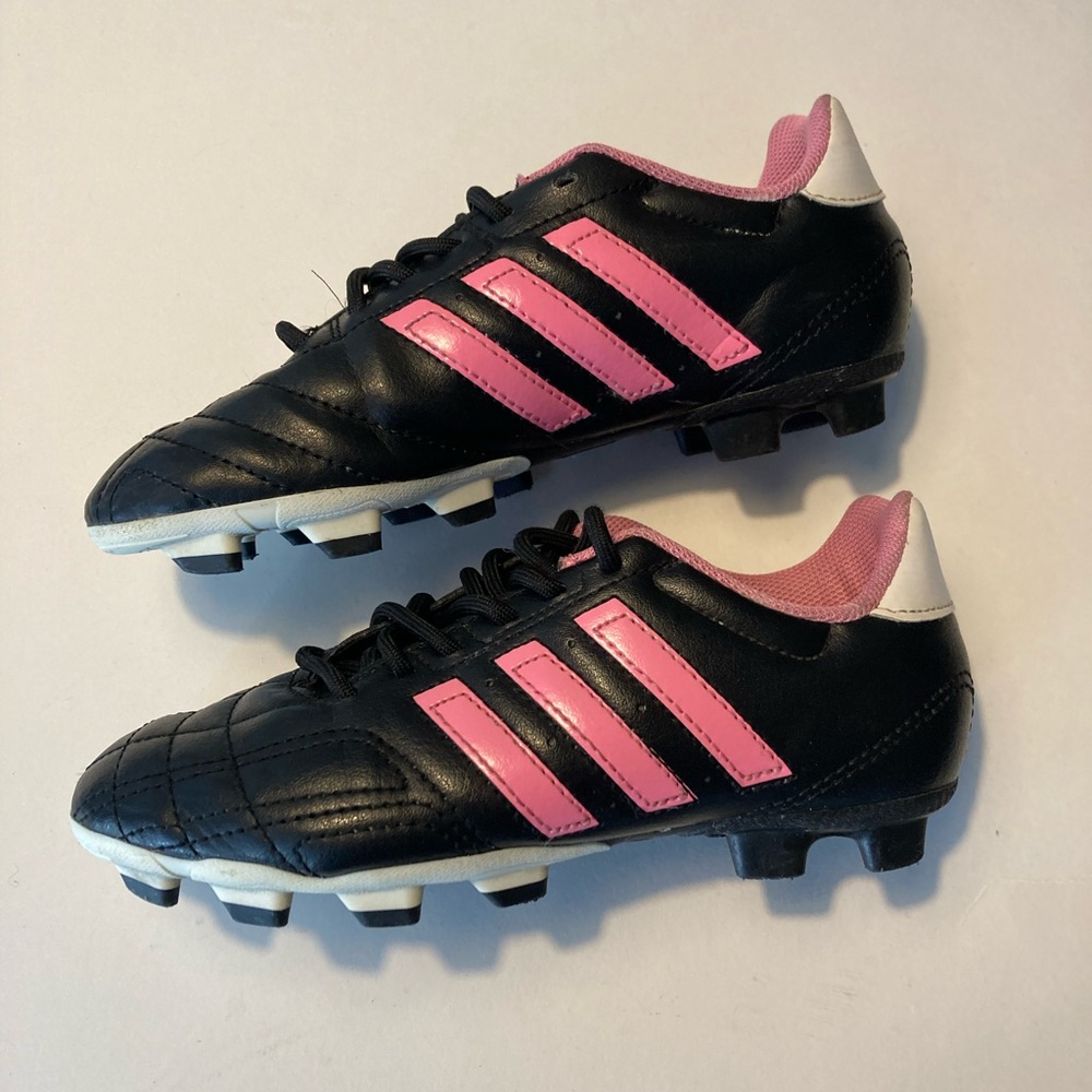 Adidas Youth Cleats. Pinky and Black size 2.